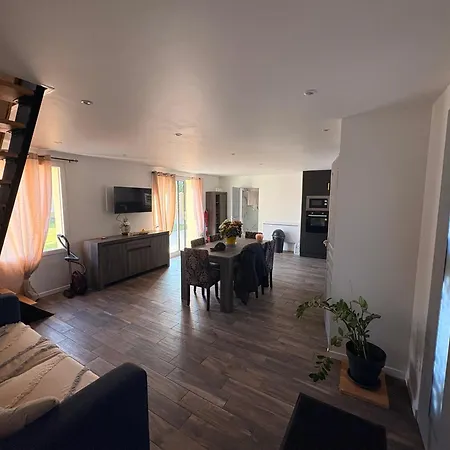 Charmante Maison Avec Jardin&parking, équipé Et Confort - 10 Min à Pied De La Criel-sur-Mer