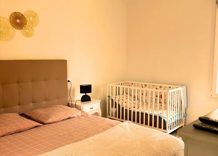 Dom wakacyjny Charmante Maison Avec Jardin & Parking, Equipe Et Confort - 10 Min A Pied De La